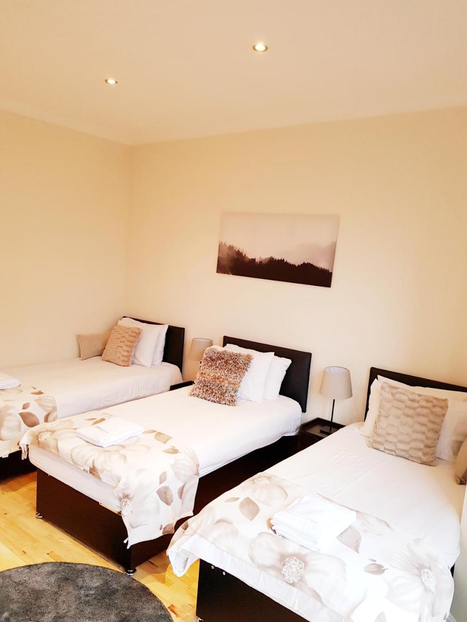 Cogie Abode Bed & Breakfast Енфийлд Екстериор снимка