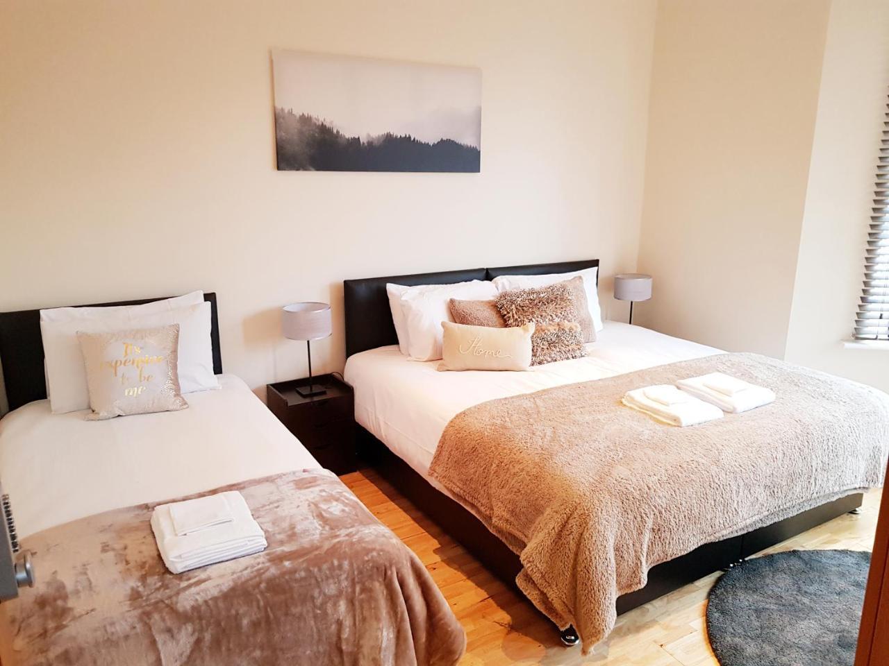 Cogie Abode Bed & Breakfast Енфийлд Екстериор снимка