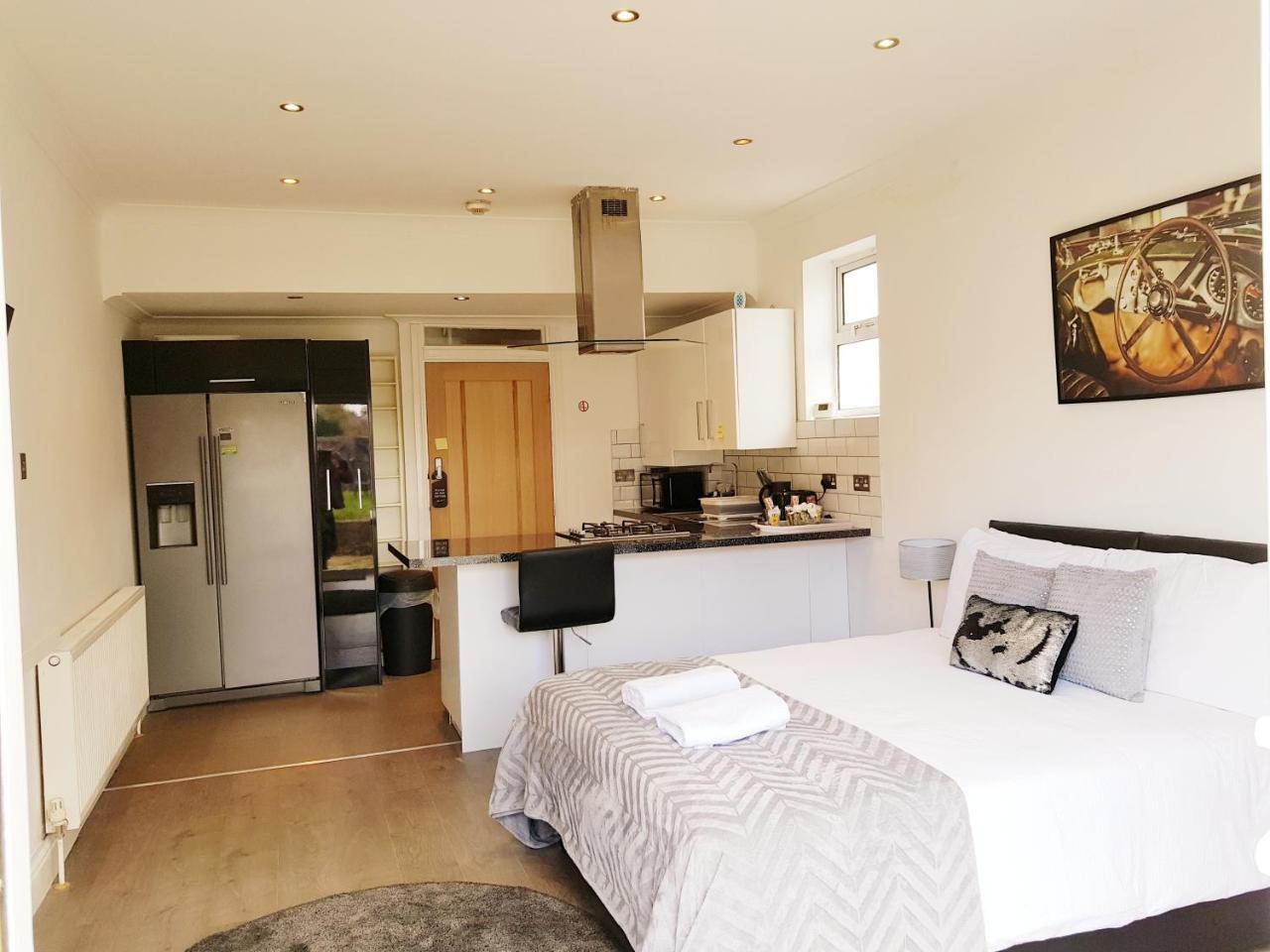 Cogie Abode Bed & Breakfast Енфийлд Стая снимка